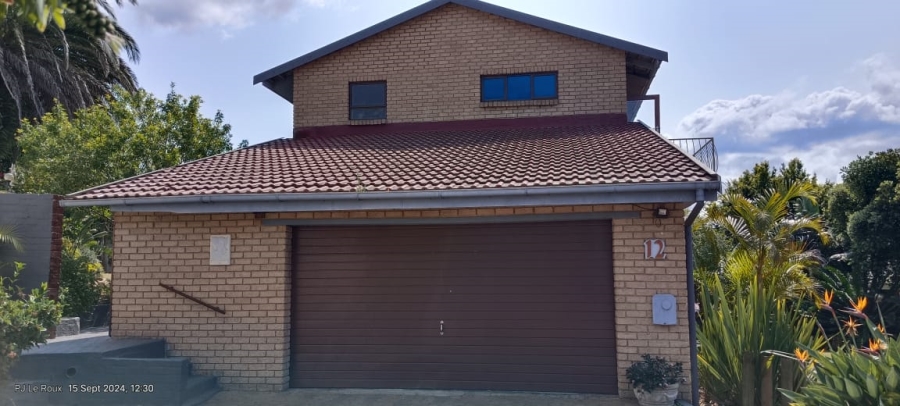 4 Bedroom Property for Sale in Hartenbos Heuwels Western Cape